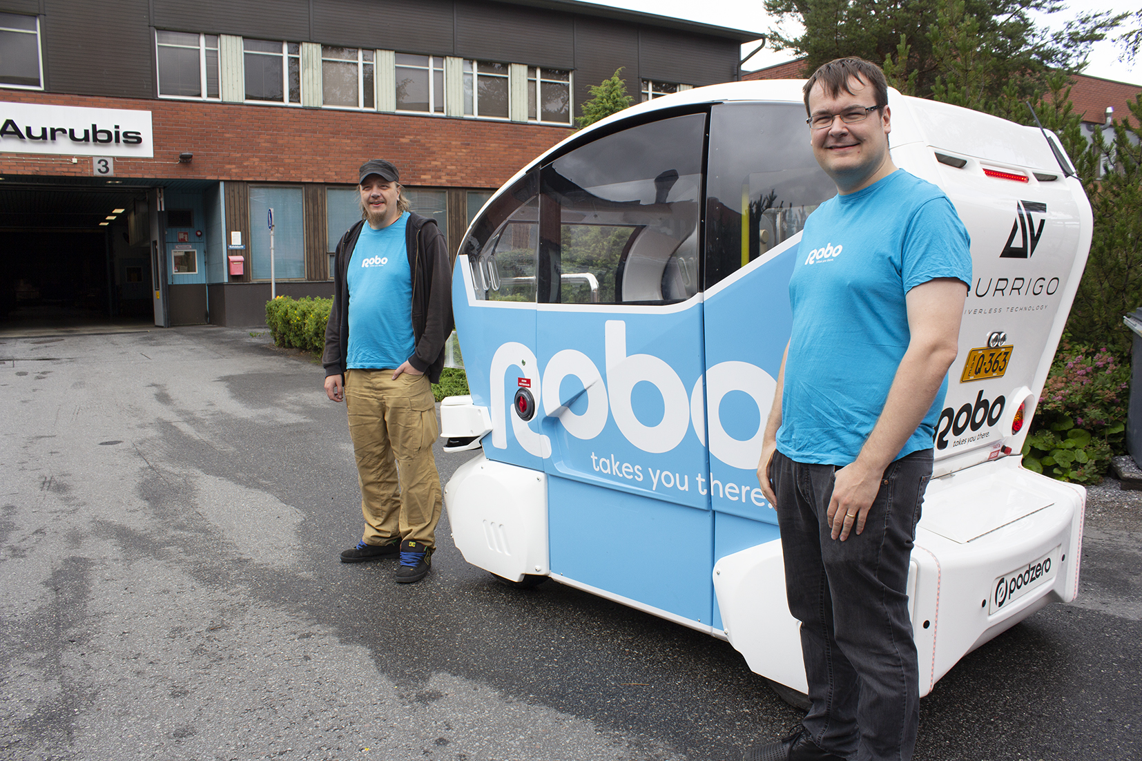 Autonomous Robo transports Aurubis' visitors in Kuparipuisto
