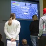 Mocap Koululaisia seuraamassa tehtävää