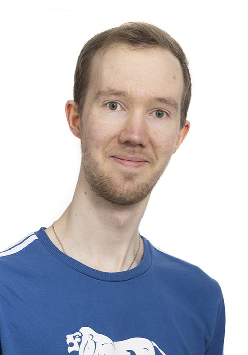 Saari Santeri Lähikuvassa Santeri Saari.