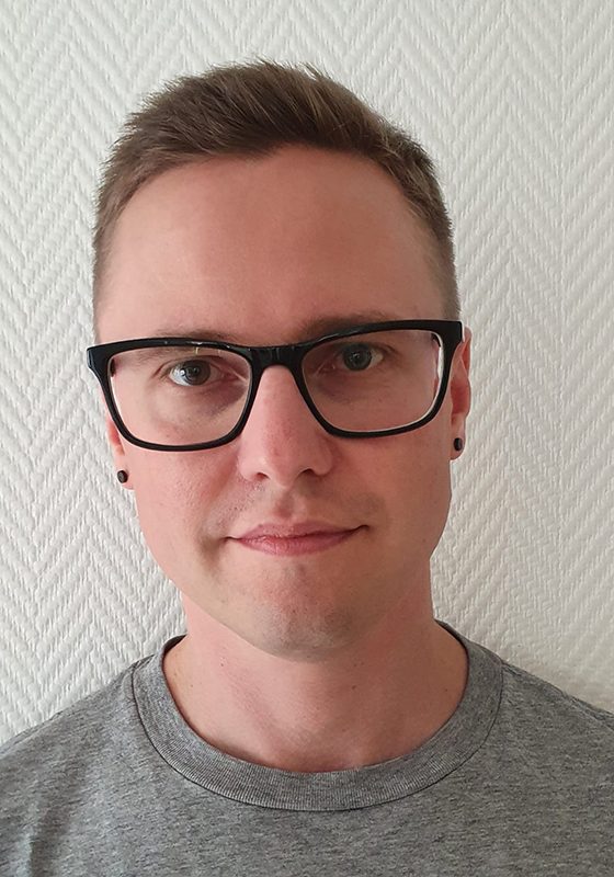 Juha Mäkelä Lähikuvassa Juha Mäkelä.